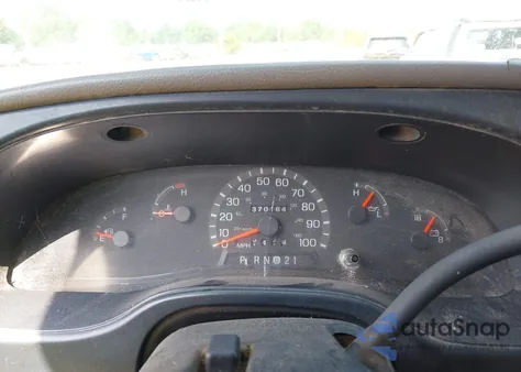 2000 Ford E-150 Commercial/Recreational z USA, uszkodzony, nr VIN 1FTRE1422YHB09812